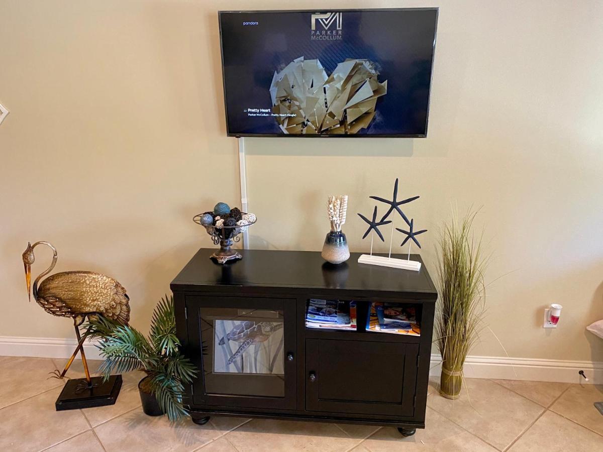 Condo W Pool Near Beaches, Dining, Shopping, Etc Gulf Shores Eksteriør billede